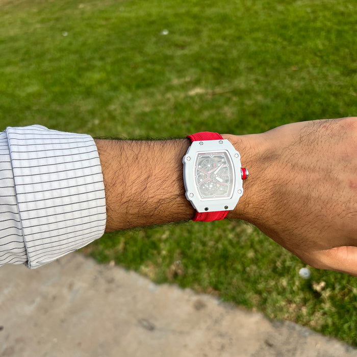 Richard Mille Homme Blanche et Rouge – Cadran Squelette