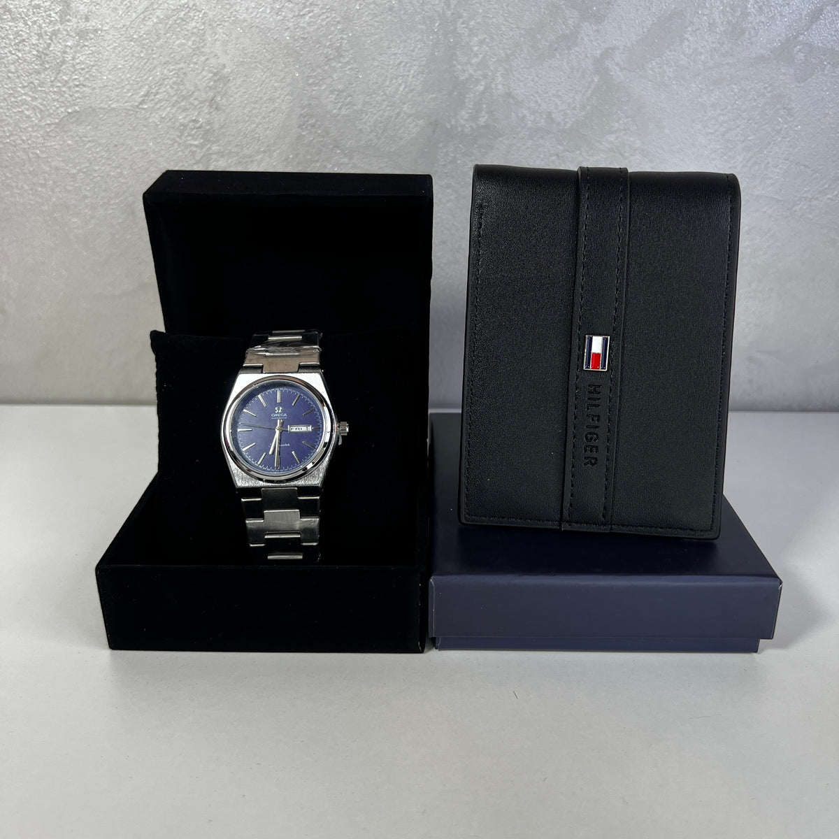Montre Homme Cadran Bleu & Portefeuille Noir – Style Moderne